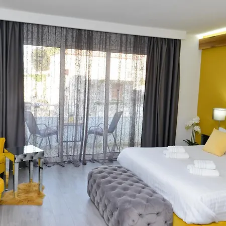 Piazza 4* Zára