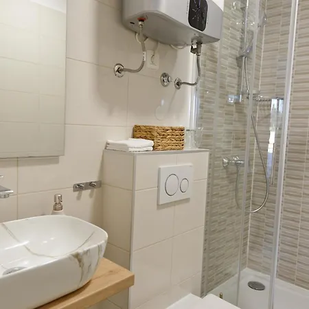 Piazza 4* Zára