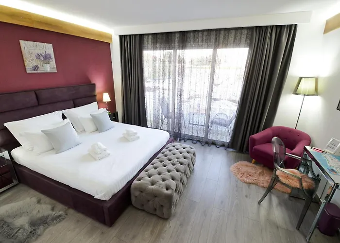 Piazza Gæstehus 4*