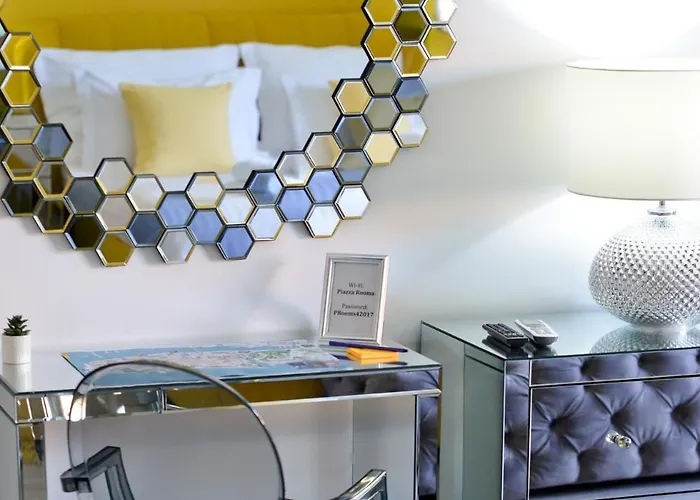 Piazza Πανσιόν Ζαντάρ