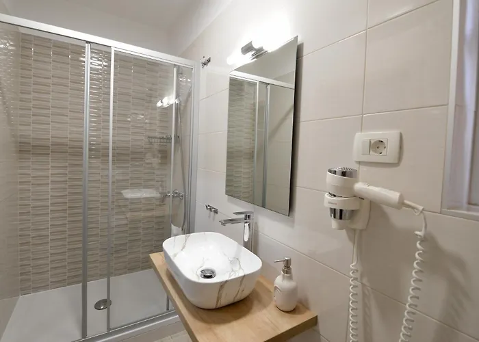 Piazza Πανσιόν